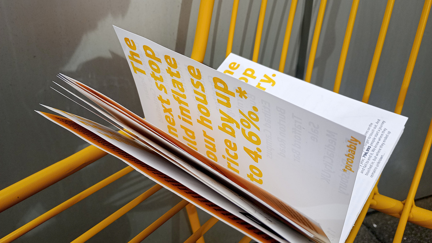 Known/unknowns, a data analysis zine exploring the journeys travelled on the Manchester Metrolink trams. Known/unknowns, a data analysis zine exploring the journeys travelled on the Manchester Metrolink trams.